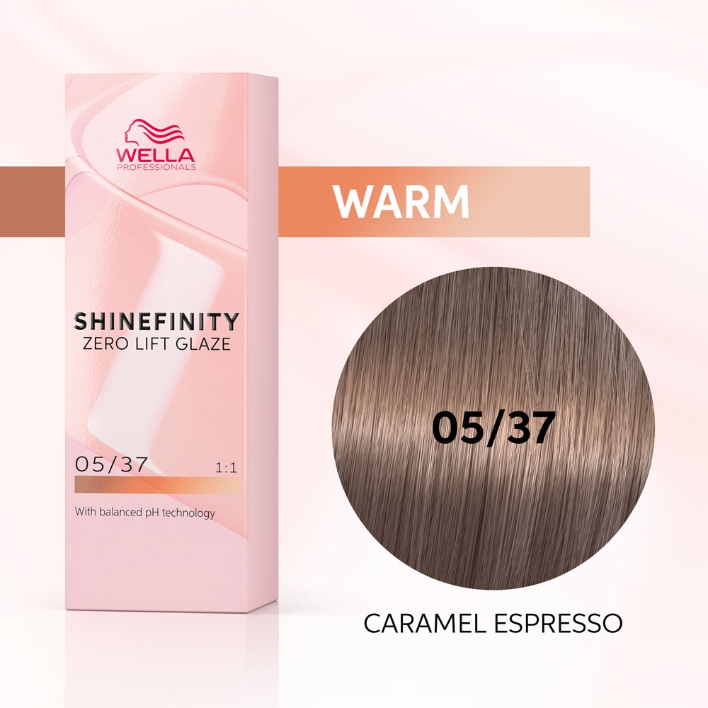 Профессиональные краски для волос:  Wella Professionals -   SHINEFINITY. ЦВЕТНОЕ ГЛАЗИРОВАНИЕ 05/37 Карамельный эспрессо (60 мл)